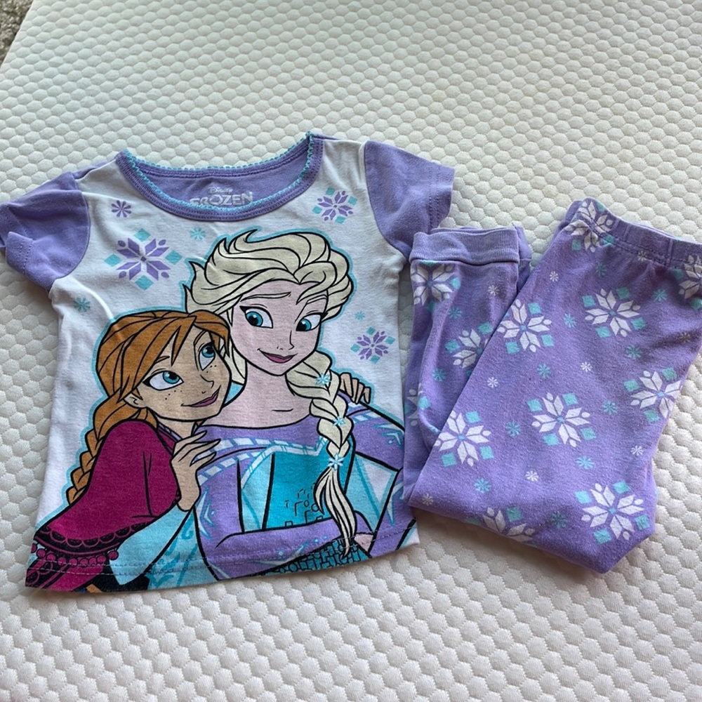 Disney Frozen Pajamas Size 3T